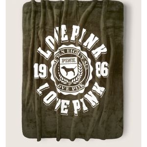 Olive green sherpa blanket